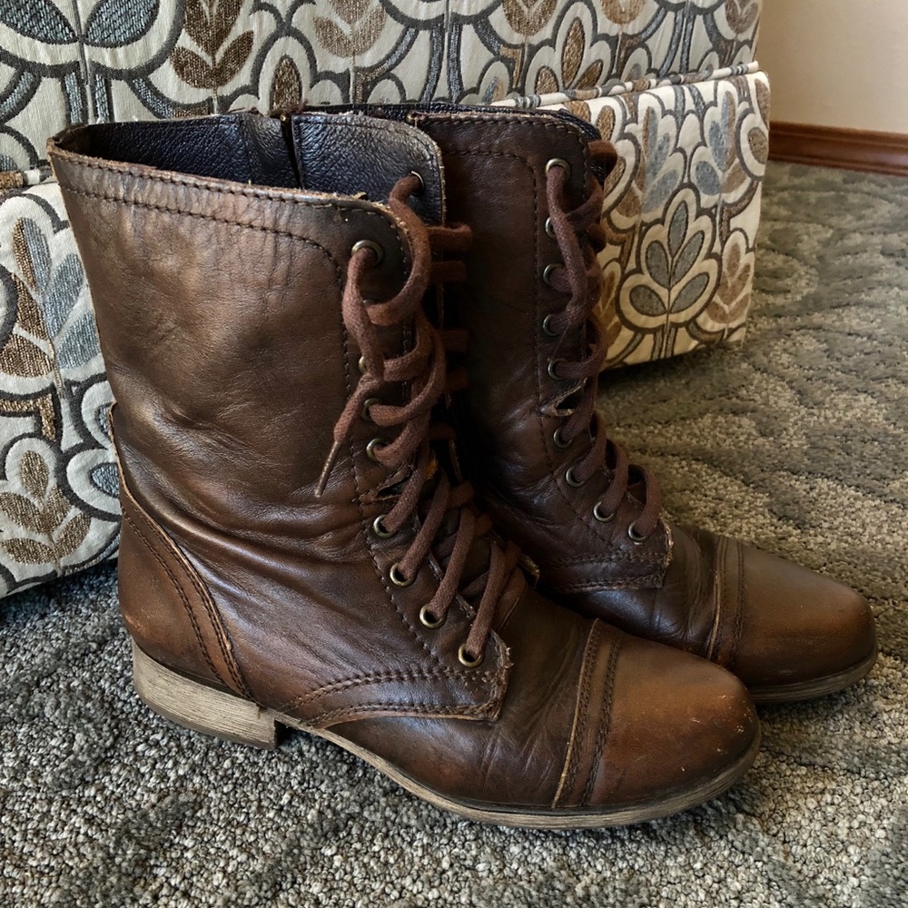 Steve Madden TROOPA Combat Boots- Dark Brown